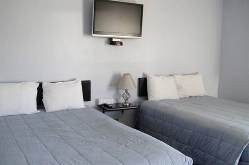 Broadway Inn Yankton Экстерьер фото